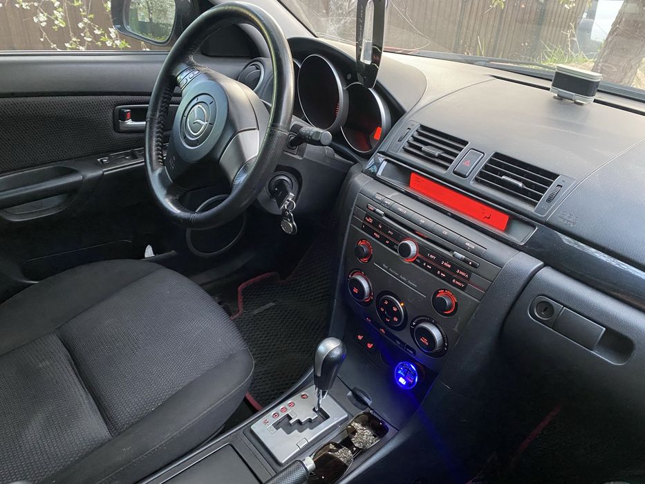 Мазда-3  2007р   1.6. Автомат (все працює)