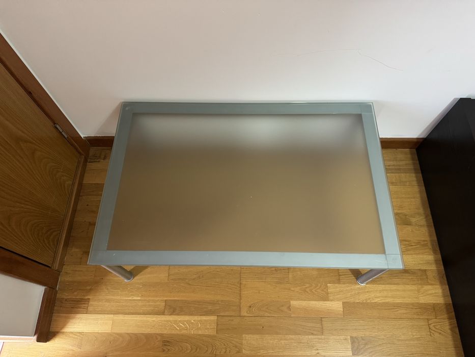 Mesa de Sala com Tampão em Vidro Fosco