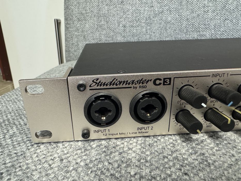 Mikser dzwieku Studiomaster c3