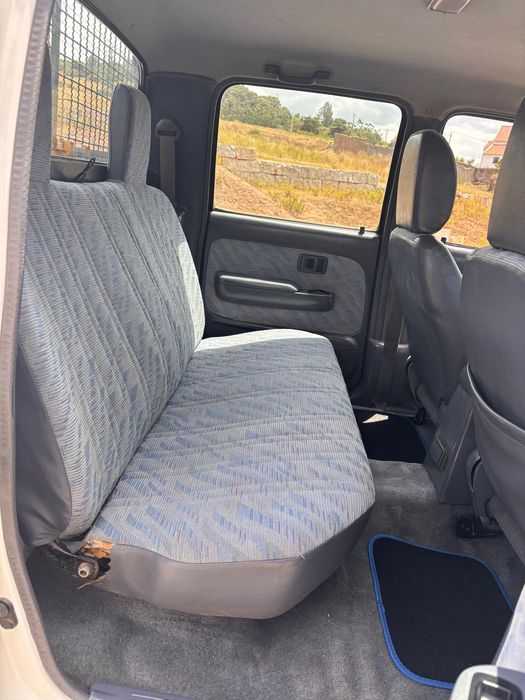 Toyota Hilux 2.4 TD 4x4 TRACKER
