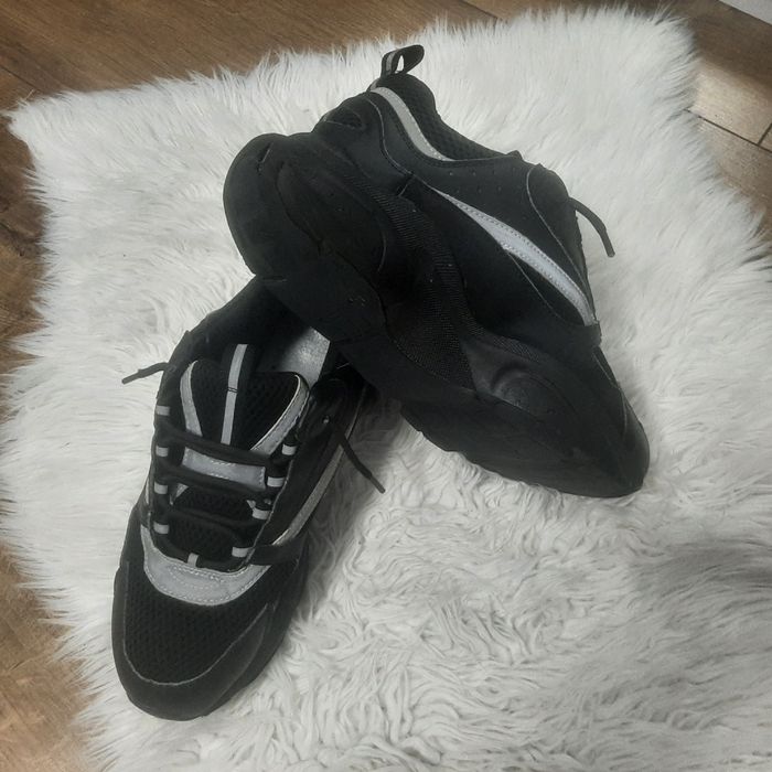 Dior b 22 чорні бу
