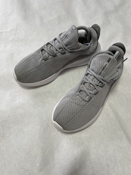 Nike кросівки 43-44