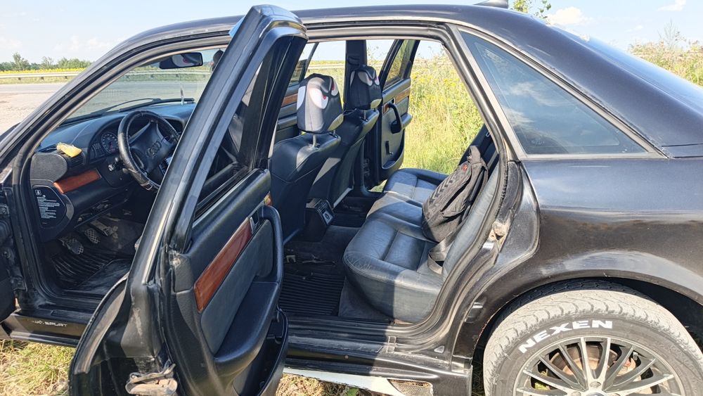 Автомобіль audi 100 c4