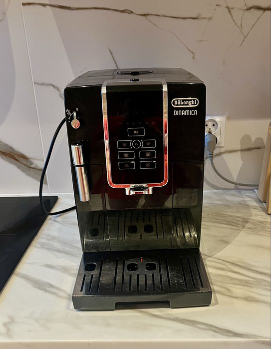 DeLonghi Dinamica ekspres ciśnieniowy automatyczny