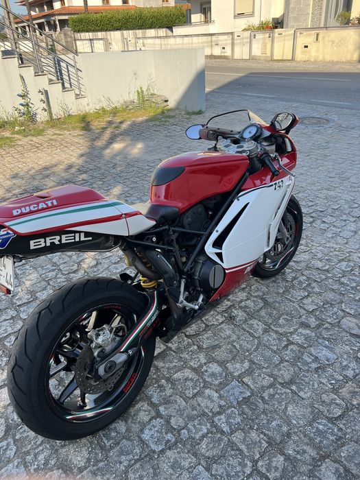 Ducati 749 imaculada
