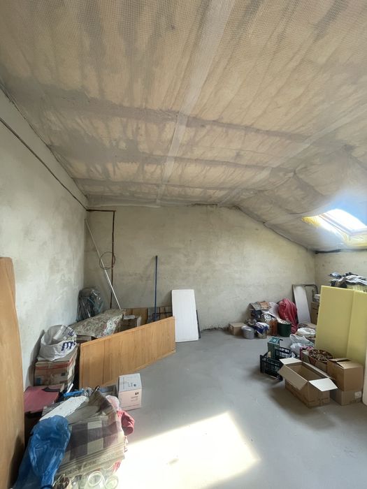 Продаж 2х к квартири з правом власності і початковим ремонтом Львів!