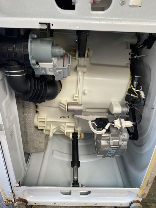 Продам САМОВИВІЗ  пральну машинку