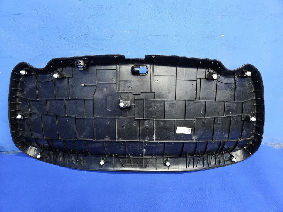 TAPICERKA bagażnika TESLA Model 3 lift tylnej klapy podbitka tył oem