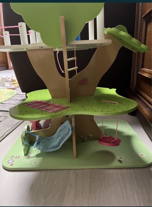 Игровой домик на дереве,деревянный