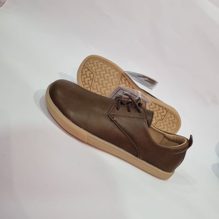 НАТУРАЛЬНА шкіра Зверху і у Середині Xero Shoes Glenn Dress Casual 37