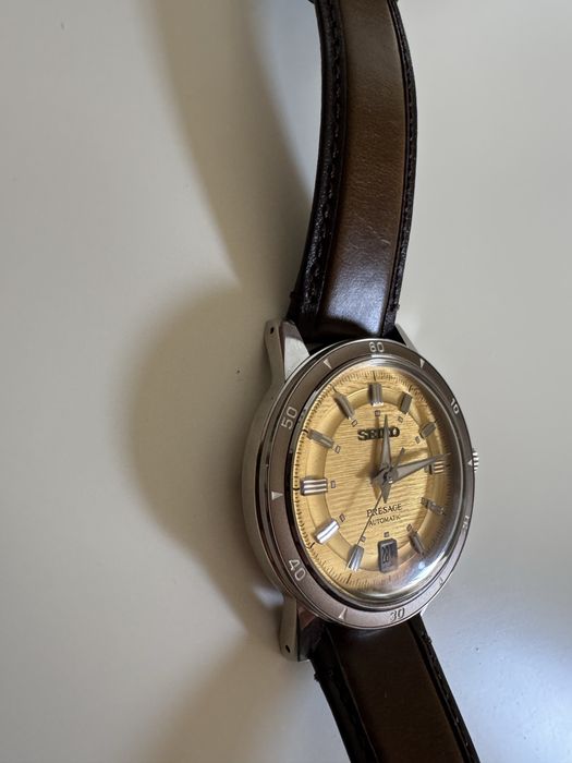 Seiko Presage Style 60’s Golden Yellow raro
