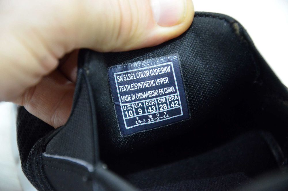 Skechers, оригінал надзвичайно зручні кросівки