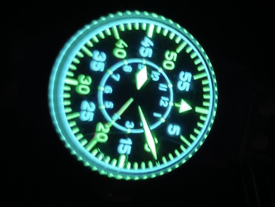 Relógio Hruodland Bronze Flieger (Suíço Sellita SW200) – NOVO em Plásticos
