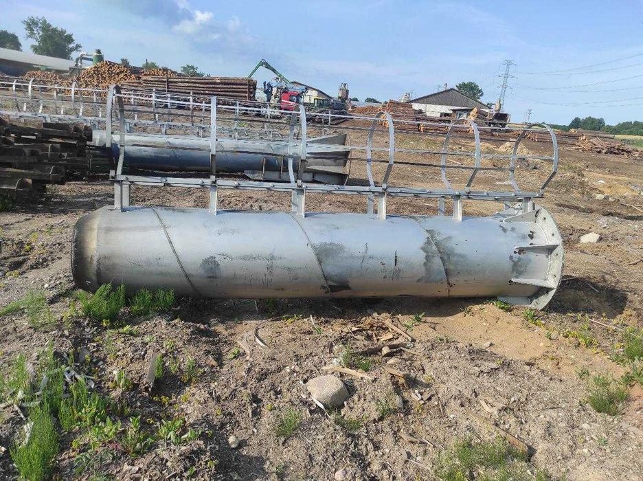 Komin stalowy - składający się z trzech elementów