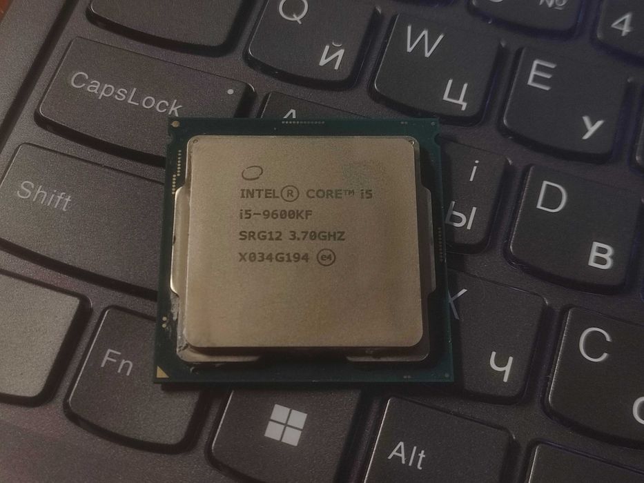 Процесор Intel Core i5-9600KF
