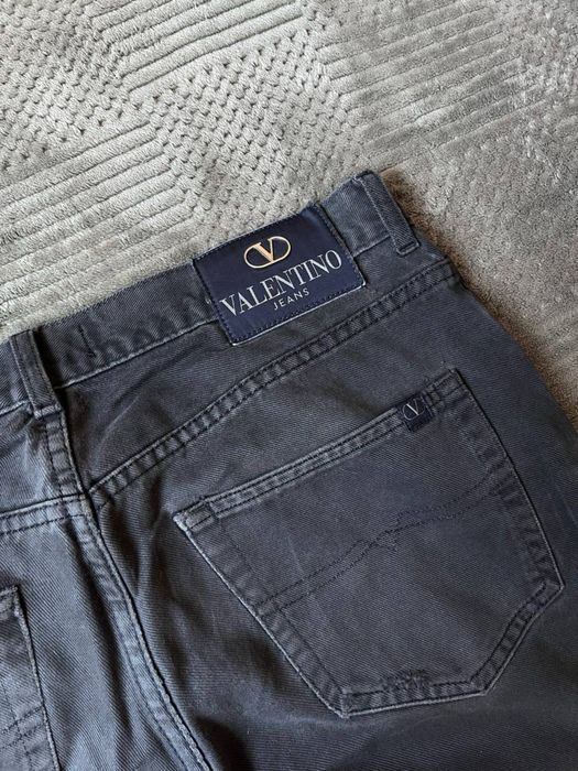 Джинсы Valentino