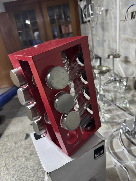 Frascos de especiarias