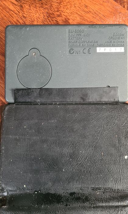 Organizer sharp lata 90