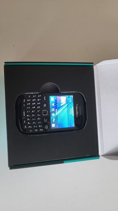 Telefon BlackBerry Curve 9220