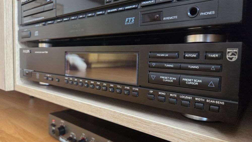 Tuner radiowy Philips FT 980