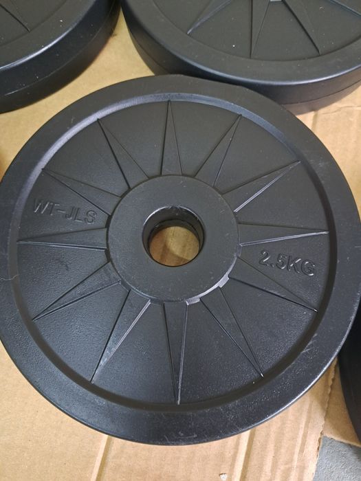 Talerze bitumiczne 8 sztuk po 2.5 kg