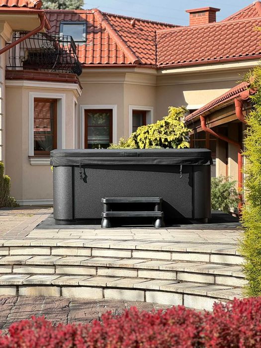 Wanna Jacuzzi Viskan Ekero – Luksusowy hydromasaż dla 6 osób, 54 dysze