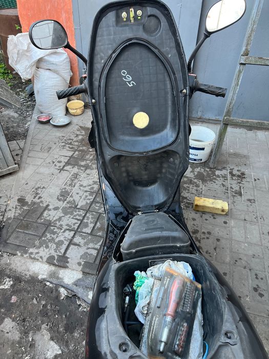 Продам моторолер 150 куб.