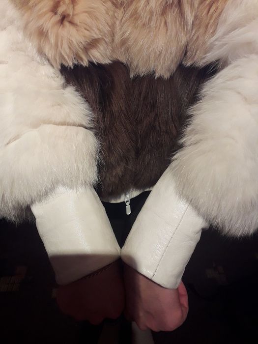 Полушубок песцовый возможен обмен