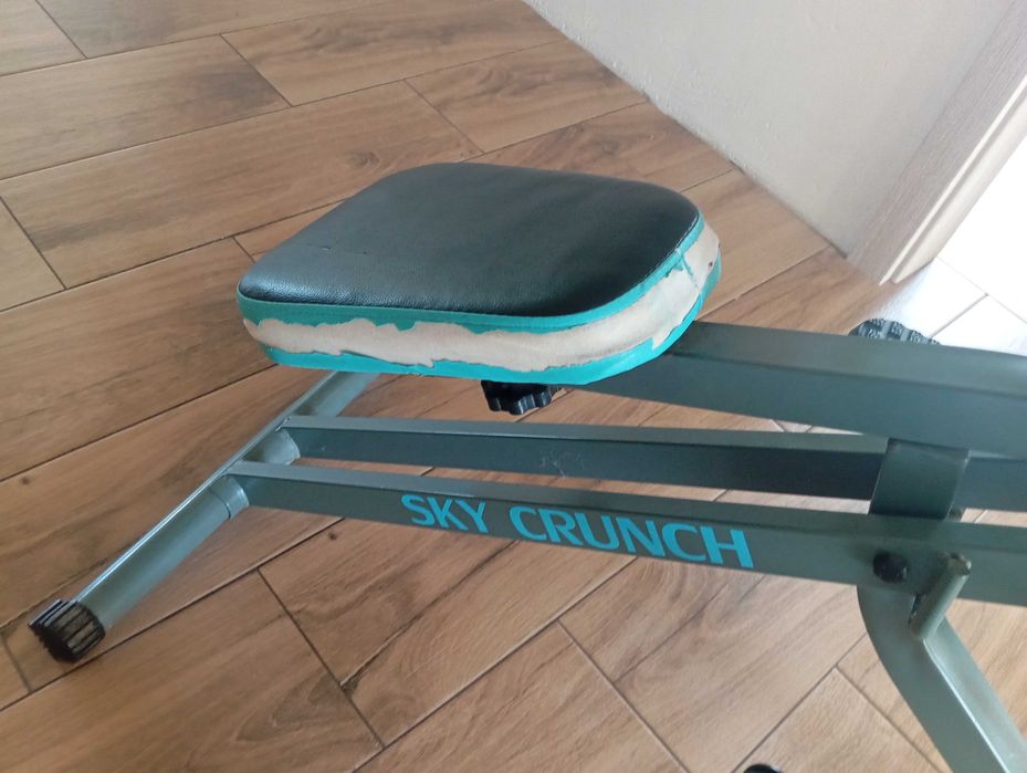 Maszyna do ćwiczeń Sky Crunch