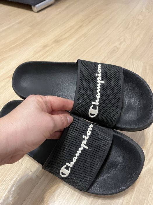 Klapki basenowe meskie Champion 41