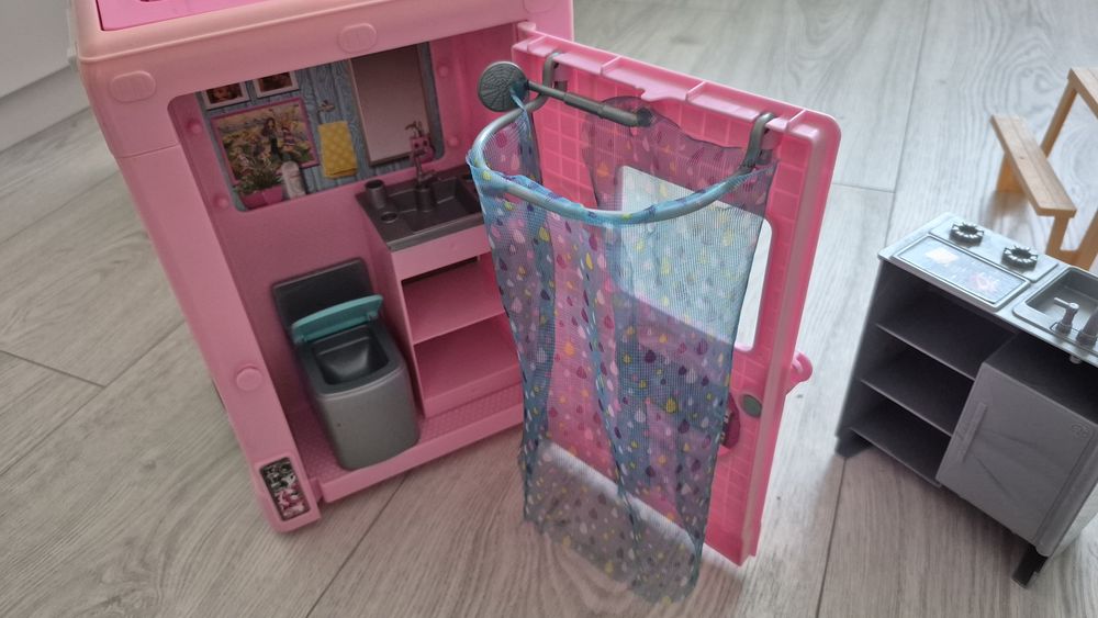 Kamper Barbie + giga zestaw dodatków