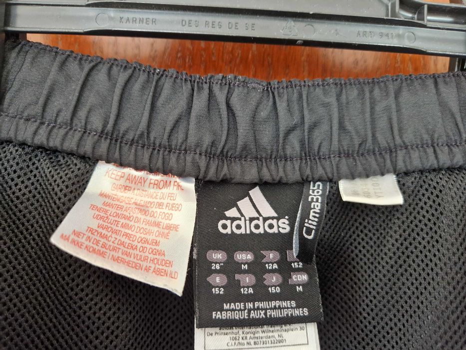 Spodnie dresy czarne Adidas dla chłopca 12 lat rozmiar 152