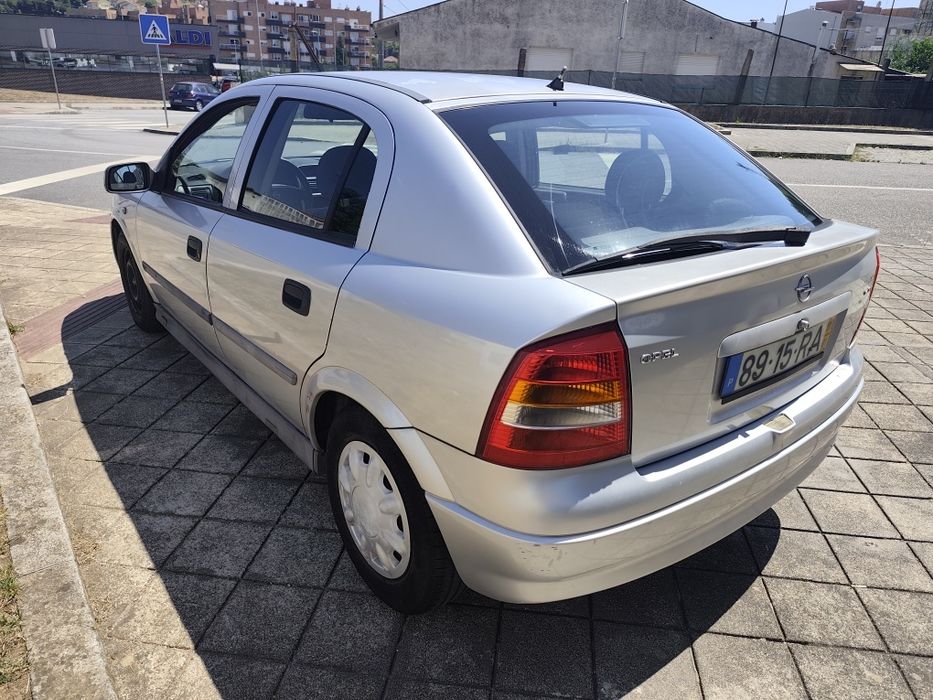 Opel Astra 1.4 16v Club