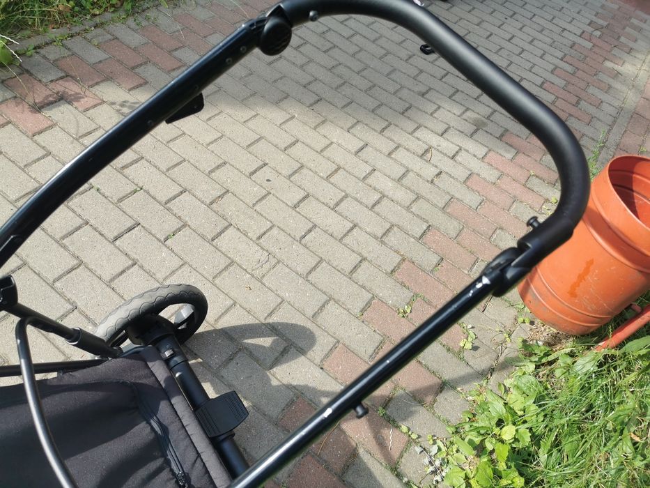 Sprzedam wózek Invictus