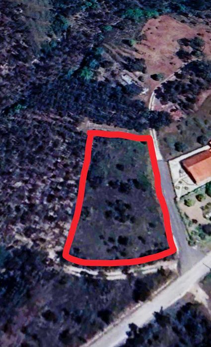 Terreno na Almagreira Construtivo
