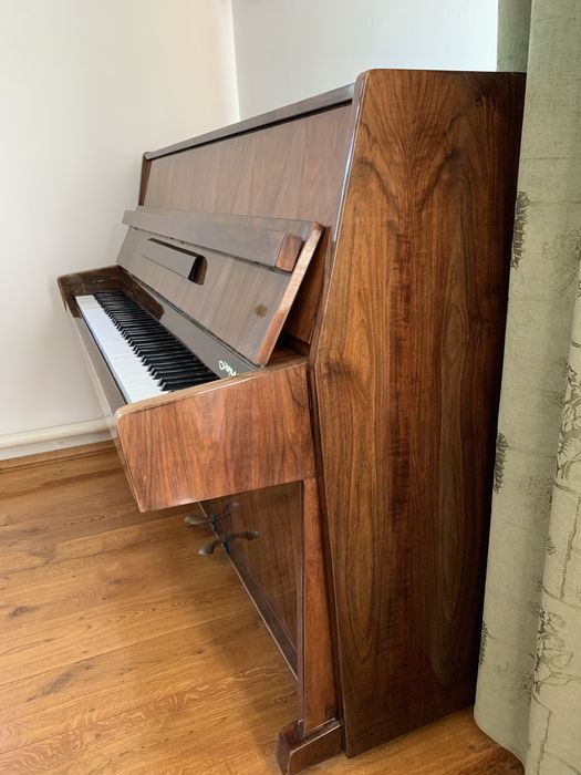 Фортепіано Україна, піаніно