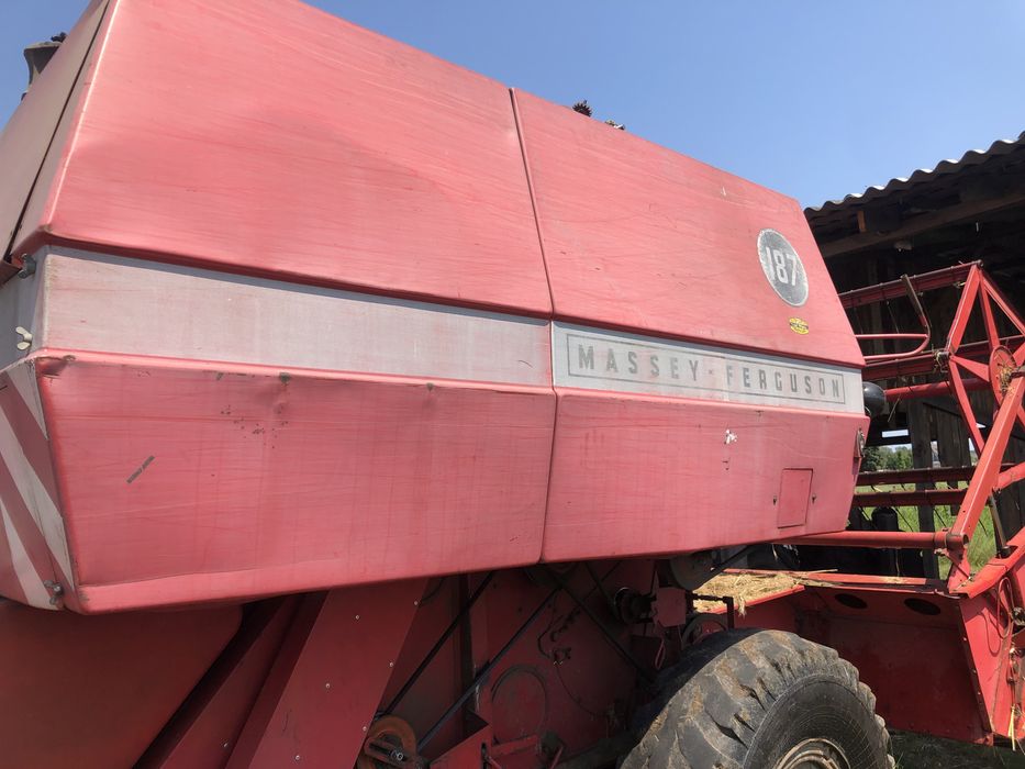 Продам комабйн massey Ferguson 187