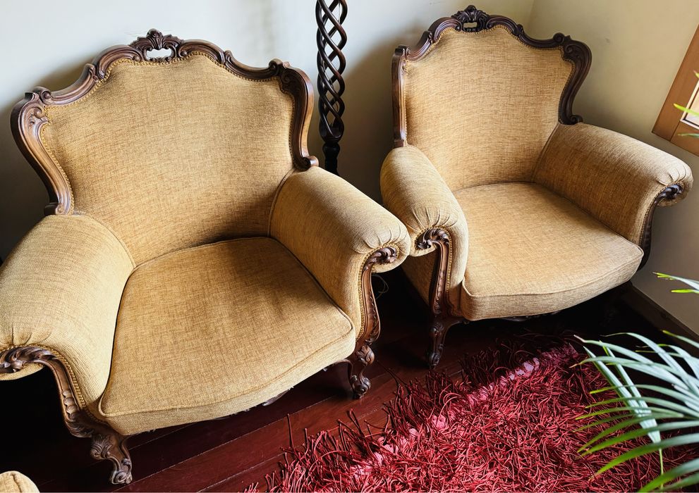 Conjunto de 3 peças em tecido amarelo como novas