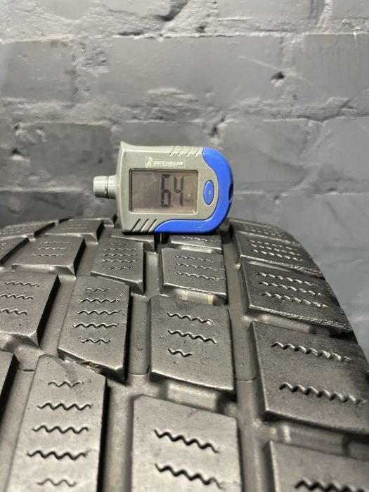 2шт 225/65 R16c Toyo H09