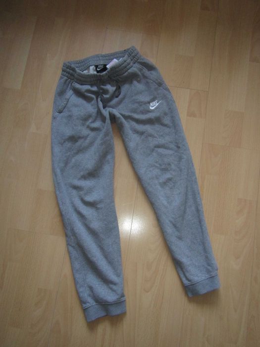 NIKE air spodnie dresowe rozm.158-170