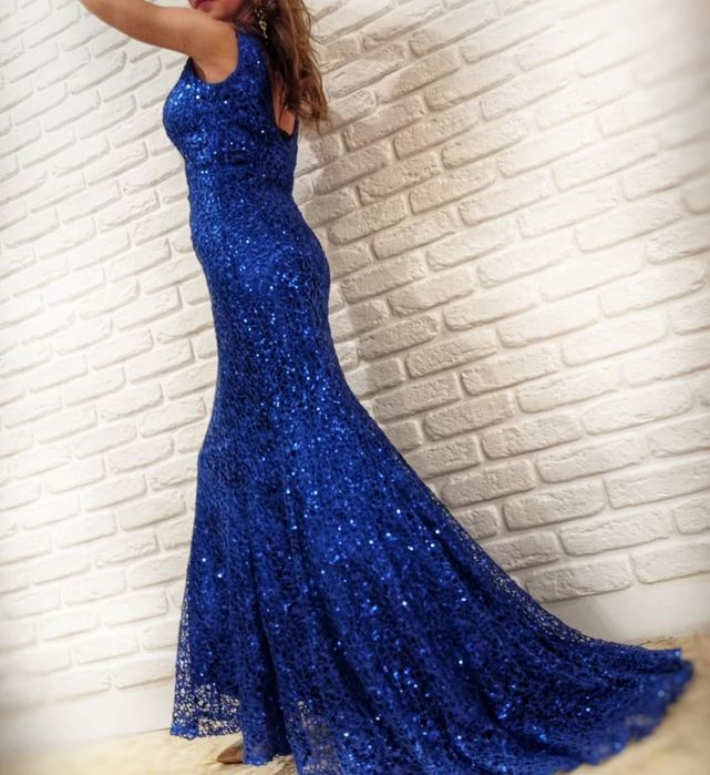 Вечірня сукня неймовірна