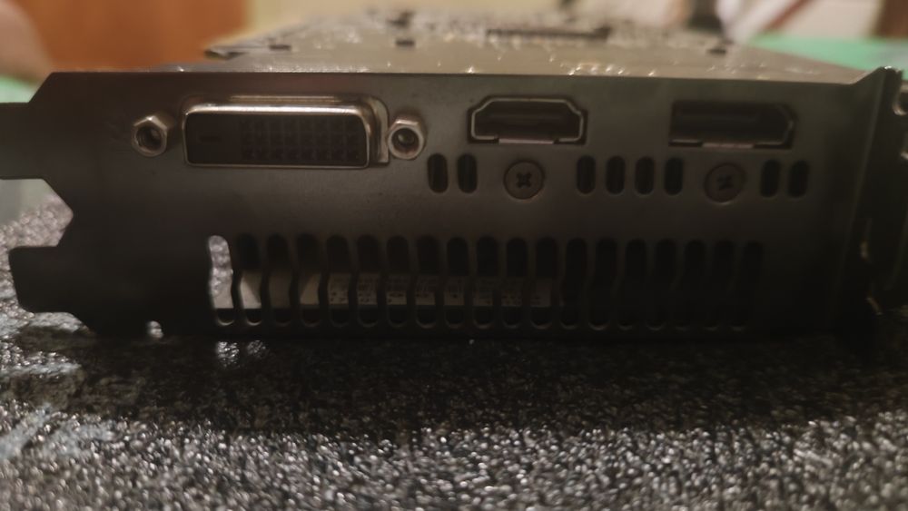 Radeon RX570 4GB