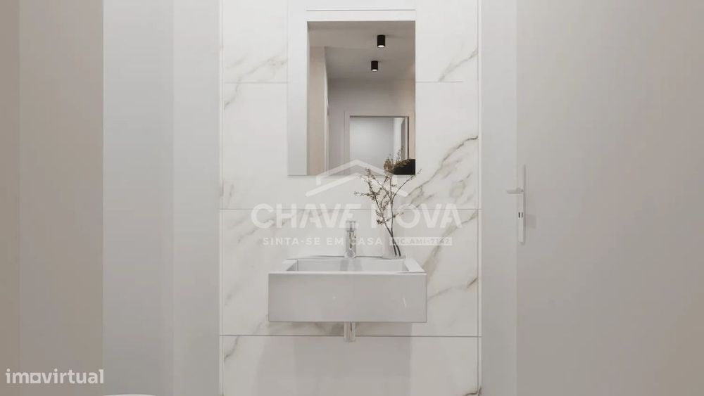 Apartamento T1 Novo com Varanda e Garagem