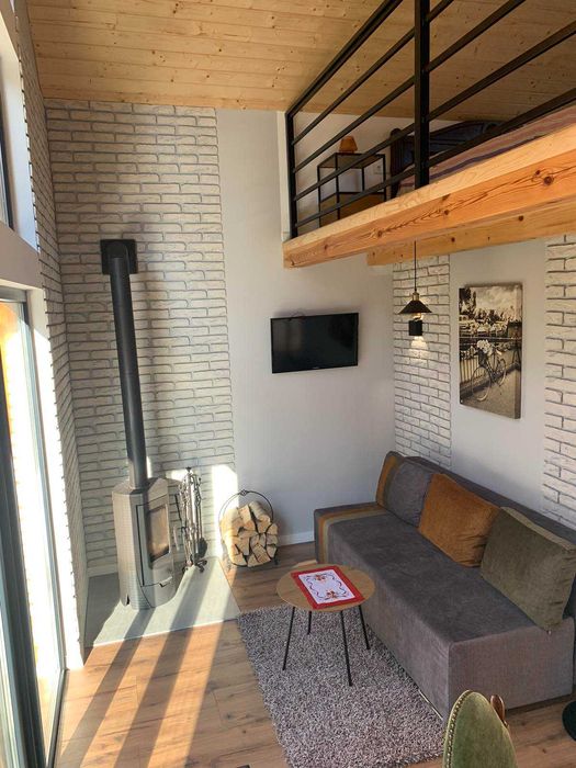 Двоповерховий приватний котедж в с. Синяк, Закарпаття