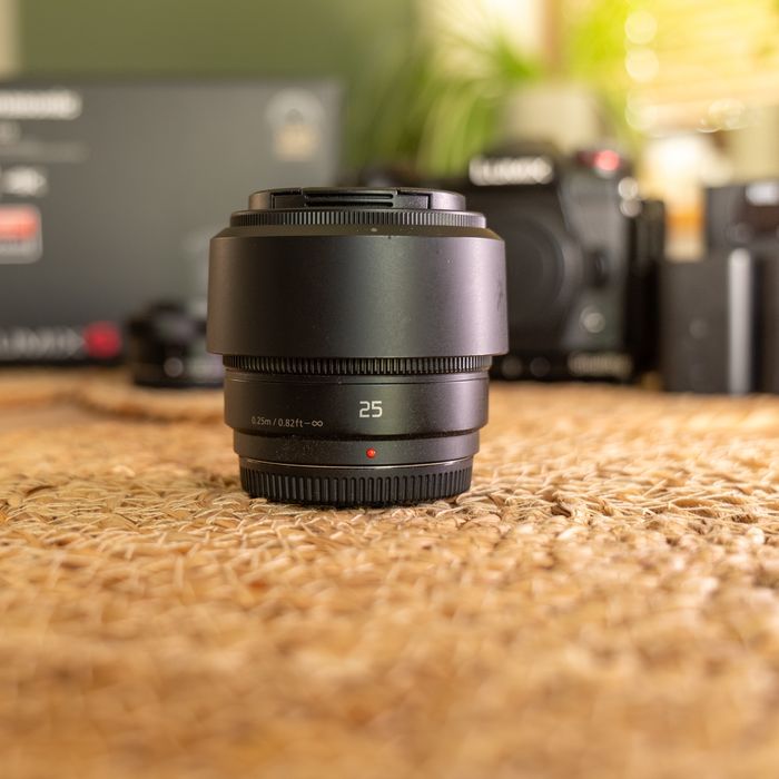 Panasonic Lumix G9 + 12-32mm / 25mm / baterie i klatka