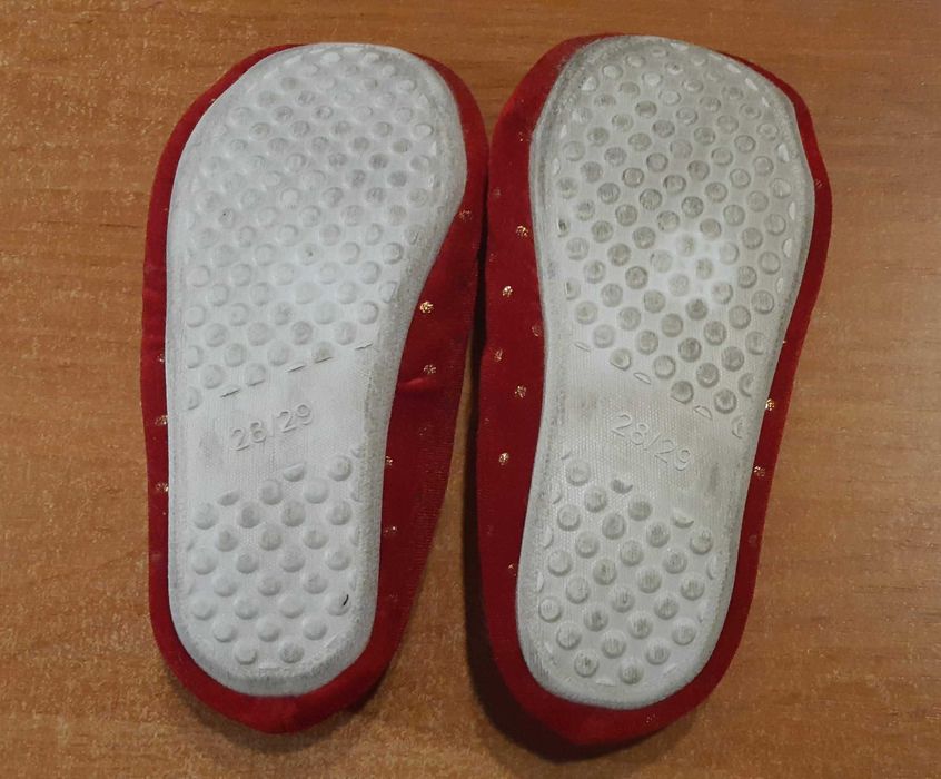 Kapcie dziewczęce futerkowe czerwone rozmiar 28/29