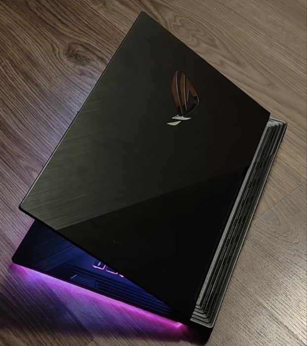 ROG Strix GTX 1650 / intel i5 / SSD+HDD