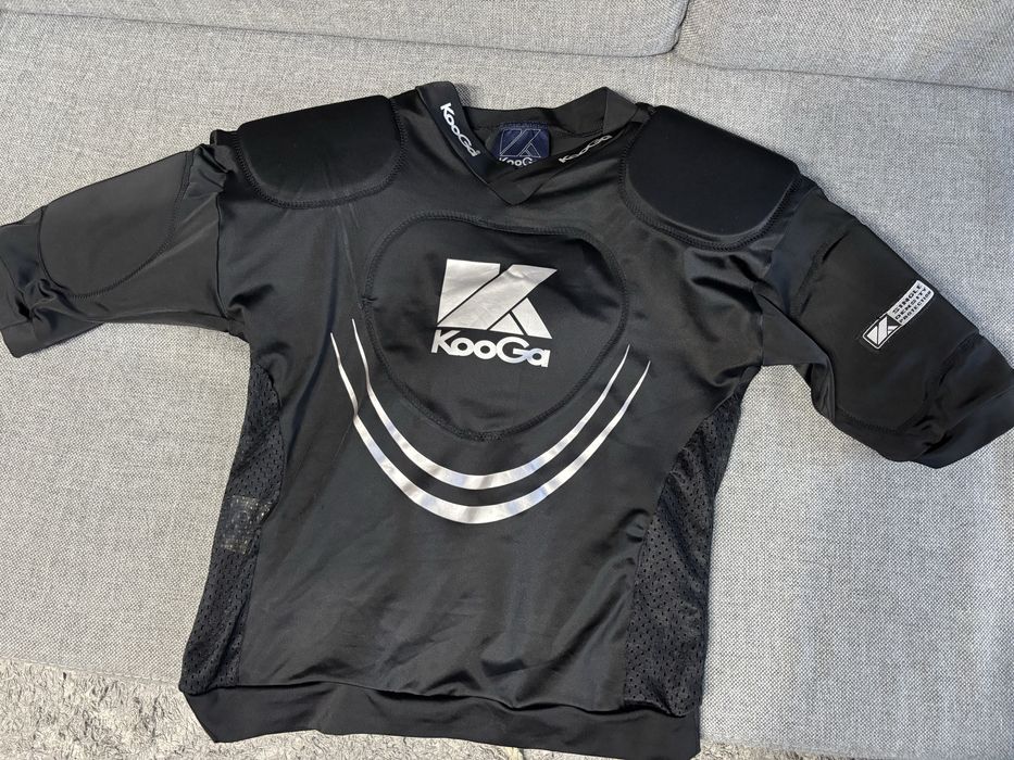Koszulka Kooga Warrior z ochraniaczami. rozm M/L