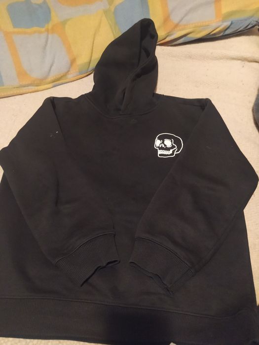 Sweater com capuz caveira da Zara para menino 10 anos ou 140 centímetros impecável - oferta dos portes de envio