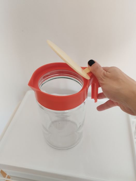 Jarro Toddy vintage dos anos 70, capacidade 1 litro.